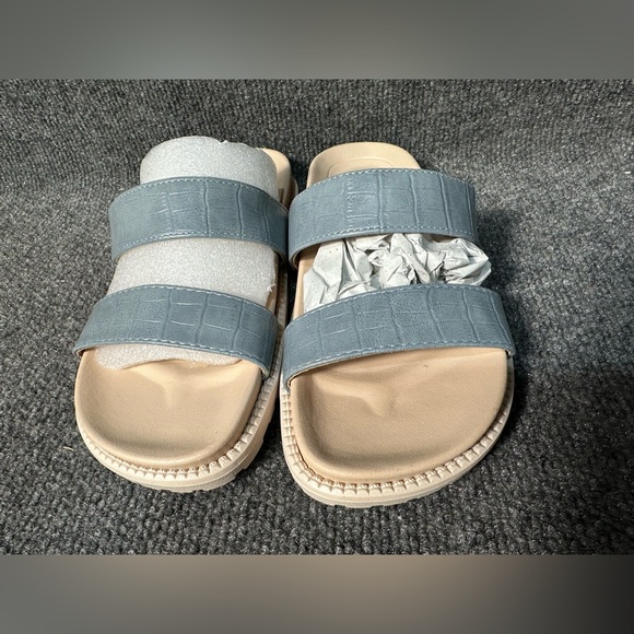 NIB Journee Collection Stellina Sandal Size 7.5 - Picture 4 of 7